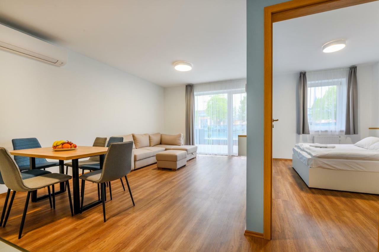Berill Suites Sárvár Exterior foto