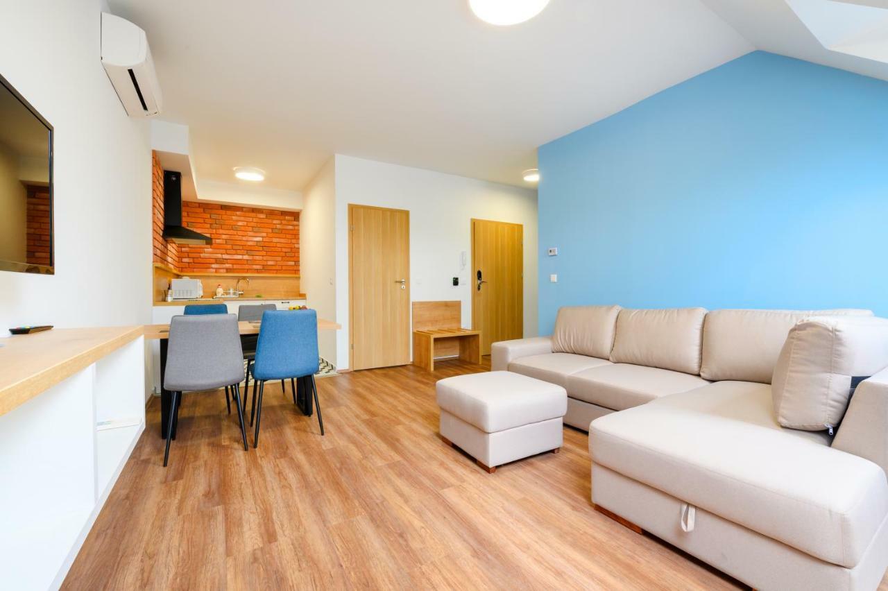 Berill Suites Sárvár Exterior foto